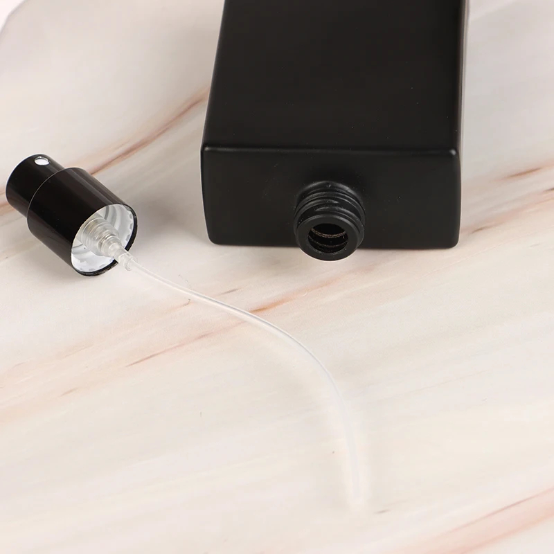 ขวดสเปรย์น้ำหอมแบบเติมได้ ขนาด - Scent Eliminator Spray บทวิจารณ์และราคา